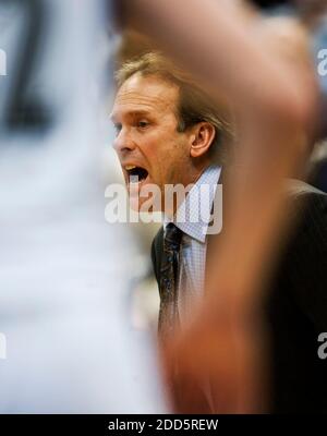 NO FILM, NO VIDEO, NO TV, NO DOCUMENTARY - Minnesota Timberwolves head coach Kurt Rambis yells instructions at his players during NBA action during the NBA Basketball match, Minnesota Timberwolves vs New Orleans Hornets in Minneapolis, Minnesota, USA on December 27, 2010. Photo by David Brewster/Minneapolis Star Tribune/MCT/ABACAPRESS.COM Stock Photo