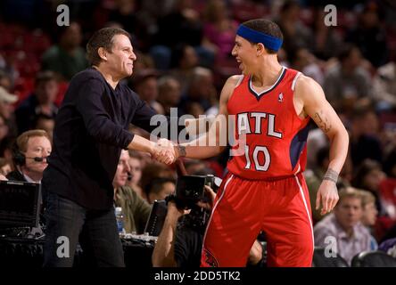 Sacramento Kings Mascot, Slamson and Heidi Lish Gavin Maloof hosts