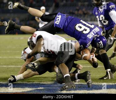 NO FILM, NO VIDEO, NO TV, NO DOCUMENTARY - Texas Christian quarterback Jeff Ballard (16) scores on a keeper in the second quarter over Northern Illinois during the Poinsettia Bowl at Qualcomm Stadium in San Diego, CA, USA on December 19, 2006. Photo by Ron Jenkins/Fort Worth Star-Telegram/MCT/Cameleon/ABACAPRESS.COM Stock Photo