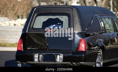 NO FILM, NO VIDEO, NO TV, NO DOCUMENTARY - A hearse carrying the casket of former US President Gerald Ford leaves the US Capitol building in Washington, Tuesday, January 2, 2007. Photo by Brendan Smialowski/POOL/MCT/ABACAPRESS.COM Stock Photo