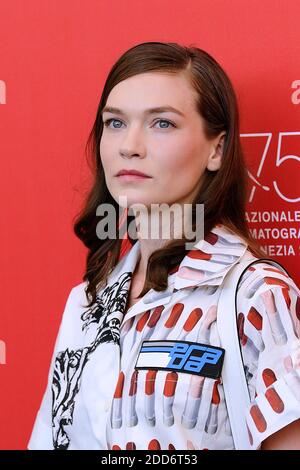 Hannah Gross attending The Mountain Photocall of the 75th Venice