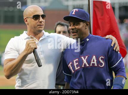 Sammy sosa hi-res stock photography and images - Alamy