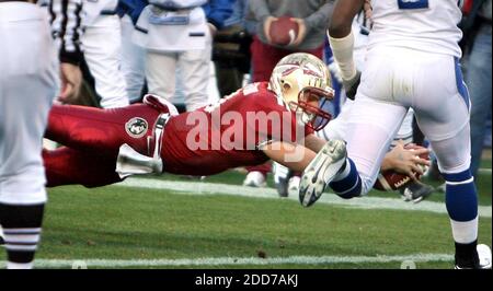 NO FILM, NO VIDEO, NO TV, NO DOCUMENTARY - Florida State quarterback Drew Weatherford leaps into the end zone for a touchdown against Kentucky during the Music City Bowl at LP Field in Nashville, TN, USA on December 31, 2007. Kentucky defeated Florida State, 35-28. Photo by Stephen M. Dowell/Orlando Sentinel/MCT/Cameleon/ABACAPRESS.COM Stock Photo