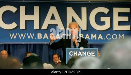 NO FILM, NO VIDEO, NO TV, NO DOCUMENTARY - Democratic vice presidential candidate Delaware Sen. Joe Biden addresses a crowd at the Laborers' International Union of North America Local 894 Hall in Akron, OH, USA on Thursday, September 18, 2008. Photo by Paul Tople/Akron Beacon Journal/MCT/ABACAPRESS.COM Stock Photo
