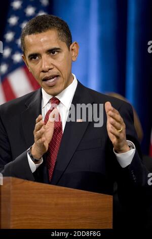 NO FILM, NO VIDEO, NO TV, NO DOCUMENTARY - President-elect Barack Obama holds a press conference to introduce Rep. Hilda L. Solis as Secretary of Labor-designate, Karen Mills to head the Small Business Administration, Rep. Ray LaHood as Secretary of Transportation-designate, and Ron Kirk as U.S. Trade representative for his Cabinet in Chicago, Illinois, on Friday, December 19, 2008. Photo by Zbigniew Bzdak/Chicago Tribune/MCT/ABACAPRESS.COM Stock Photo