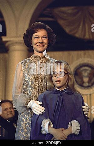 NO FILM, NO VIDEO, NO TV, NO DOCUMENTARY - US First lady Rosalynn Carter and daughter Amy attend an inaugural ball in Washington, D.C., USA on January 20, 1977. Photo by Jimmy Carter Library/National Archives/MCT/ABACAPRESS.COM Stock Photo