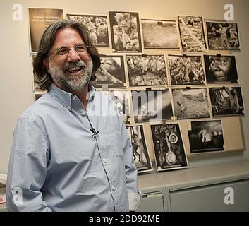 NO FILM, NO VIDEO, NO TV, NO DOCUMENTARY - Miami Herald photographer Patrick Farrell, who won the 2009 Pulitzer for Breaking News photography, poses at the daily's headquarters in Miami, Florida, USA on Monday, April 20, 2009. Photo by C.M. Guerrero/El Nuevo Herald/MCT/ABACAPRESS.COM Stock Photo