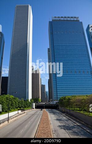 Columbus Drive viewed from BP Bridge in Millennium Park, Chicago, Illinois, USA Stock Photo