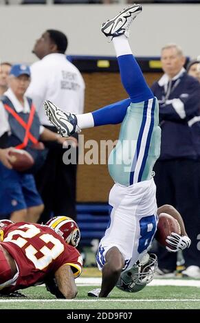 Dallas Cowboys running back Felix Jones (28) scores in front of ...