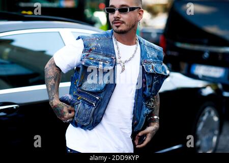 J Balvin attending the Off-White Menswear Spring Summer 2019 show as part  of Paris Fashion Week at the Palais de Chaillot in Paris, France on June  20, 2018. Photo by Aurore Marechal/ABACAPRESS.COM