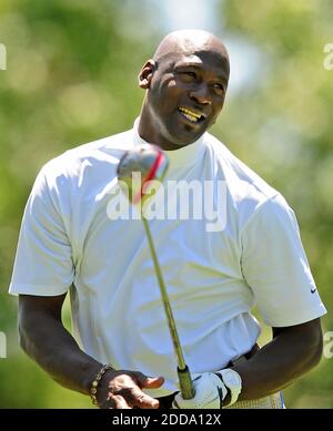 NO FILM, NO VIDEO, NO TV, NO DOCUMENTARY - Charlotte Bobcats majority team owner Michael Jordan reacts to his drive from the ninth tee box during the pro-am for the Quail Hollow Championship at the Quail Hollow Club in Charlotte, NC, USA on April 28, 2010. Photo by Jeff Siner/Charlotte Observer/MCT/Cameleon/ABACAPRESS.COM Stock Photo