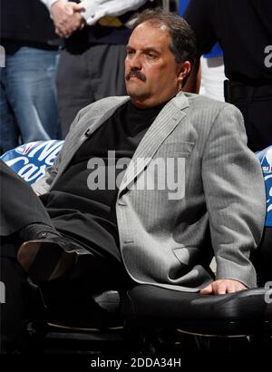 NO FILM, NO VIDEO, NO TV, NO DOCUMENTARY - Orlando Magic coach Stan Van Gundy is shown during the first quarter in Game 2 of the NBA Eastern Conference Finals against the Boston Celtics at Amway Arena in Orlando, FL, USA on May 18, 2010. Photo by Gary W. Green/Orlando Sentinel/MCT/Cameleon/ABACAPRESS.COM Stock Photo