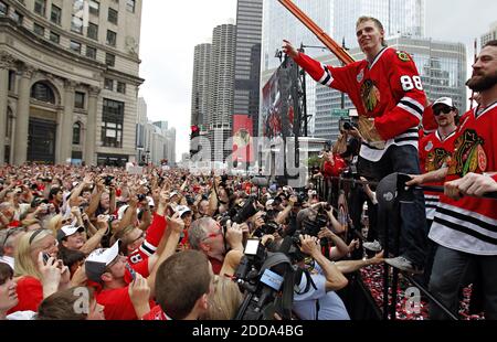 NO FILM, NO VIDEO, NO TV, NO DOCUMENTARY - The Chicago Blackhawks' Patrick Kane (88) plays to the crowd during the Blackhawks Stanley Cup Victory Rally at Wacker and Michigan Ave. in Chicago, IL, USA on June 11, 2010. The Hawks beat the Philadelphia Flyers on Wednesday to win the Stanley Cup. Photo by Brian Cassella/Chicago Tribune/MCT/Cameleon/ABACAPRESS.COM Stock Photo