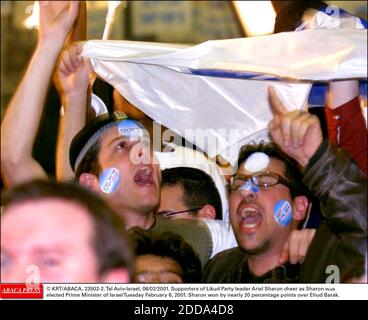 NO FILM, NO VIDEO, NO TV, NO DOCUMENTARY - © KRT/ABACA. 23502-2. Tel Aviv-Israel, 06/02/2001. Supporters of Likud Party leader Ariel Sharon cheer as Sharon was elected Prime Minister of Israel Tuesday February 6, 2001. Sharon won by nearly 20 percentage points over Ehud Barak. Stock Photo