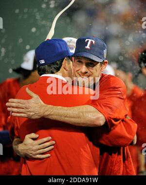 Texas Rangers' Cliff Lee (33) during a baseball game against the Los  Angeles Angels Thursday, Sept. 30, 2010, in Arlington, Texas. (AP  Photo/Tony Gutierrez Stock Photo - Alamy