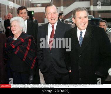 NO FILM, NO VIDEO, NO TV, NO DOCUMENTARY - File photo : © Joe Burbank/KRT/ABACA. 41280-1. Tallahassee-FL-USA. 05/01/1999. The Bush family arrives at Jeb Bush's inaugural prayer breakfast at Florida A&M University in Tallahassee. From left, former first lady Barbara Bush, Marvin Bush, background, former preside Appearing before a raucous rally in front of thousands of supporters here Monday afternoon, former Florida governor Jeb Bush showed he is a force to be reckoned with in the presidential election as he officially launched his campaign. Stock Photo