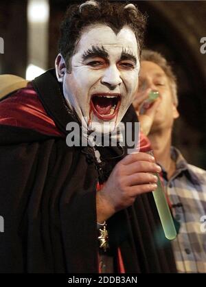 NO FILM, NO VIDEO, NO TV, NO DOCUMENTARY - © Michael Perez/Philladelphia Inquirer/KRT/ABACA. 51804-1. Philadelphia-PA-USA, July 15 2003. Emeril Lagasse dressed up as Dracula for the filming of his Halloween show at Eastern State Penitentiary. Stock Photo