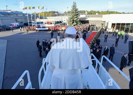 Pope Francis boards on the plane at theVilnius airport in Lithuania on September 24, 2018 after a two-day visit part of a longer trip in the Baltic States. Photo by ABACAPRESS.COM Stock Photo