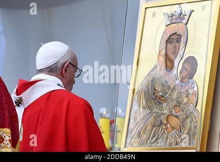 Pope Francis leads a holy mass on September 25, 2018 at the Liberty Square in Tallinn, Estonia on the third day of his Baltic tour. Photo by ABACAPRESS.COM Stock Photo