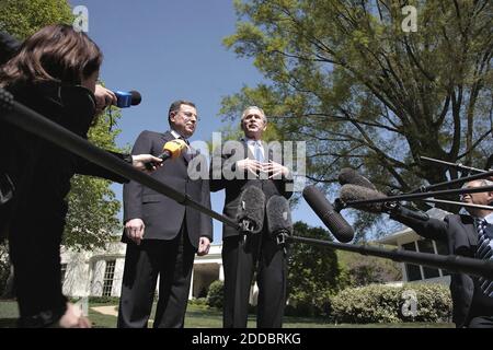 NO FILM, NO VIDEO, NO TV, NO DOCUMENTARY - President George W. Bush delivers a statement outside the Oval Office with Lebanese Prime Minister Fouad Siniora in Washington, Tuesday, April 18, 2006. Photo by Chuck Kennedy/KRT/ABACAPRESS.COM Stock Photo