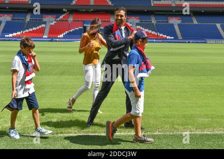 Gianluigi Buffon and his family pose after signing with the Paris Saint-Germain Football Club at Parc des Princes on July 9, 2018 in Paris, France. Photo by Laurent Zabulon/ABACAPRESS.COM Stock Photo