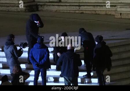 Bologna, Italia. 24th Nov, 2020. Vasco Rossi gira nuovo videoclip in piazza maggiore - foto Michele Nucci durante VASCO ROSSI GIRA NUOVO VIDEOCLIP IN NOTTURNA IN PIAZZA MAGGIORE, News in Bologna, Italia, 24 novembre 2020 Credit: Independent Photo Agency/Alamy Live News Stock Photo