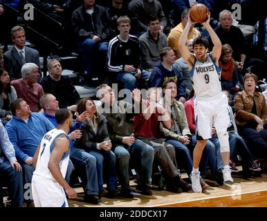 NO FILM, NO VIDEO, NO TV, NO DOCUMENTARY - The Minnesota Timberwolves' Ricky Rubio (9) passes the ball to Derrick Williams (7) in the third quarter against the Brooklyn Nets at the Target Center in Minneapolis, MN, USA on January 23, 2013. Photo by Carlos Gonzalez/Minneapolis Star Tribune/MCT/ABACAPRESS.COM Stock Photo