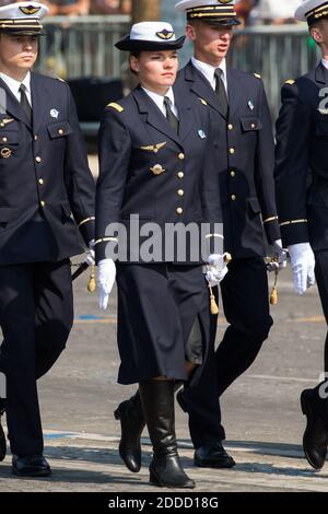 Military french Women troup during the annual Bastille Day military parade on the Champs-Elysees avenue in Paris, France on July 14, 2018. Photo by Nasser Berzane/ABACAPRESS.COM. Stock Photo