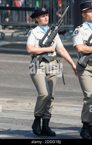 Military french Women troup during the annual Bastille Day military parade on the Champs-Elysees avenue in Paris, France on July 14, 2018. Photo by Nasser Berzane/ABACAPRESS.COM. Stock Photo