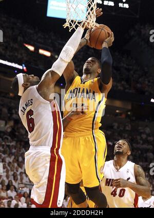Paul George dunks on the city of Miami - Pacers @ Heat, Game 2 