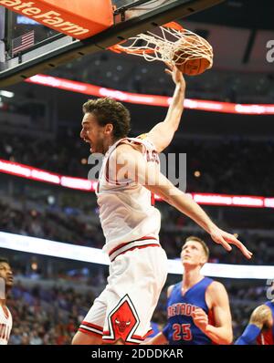 NO FILM, NO VIDEO, NO TV, NO DOCUMENTARY - Chicago Bulls forward Pau Gasol (16) dunks against the Detroit Pistons during the first half at the United Center in Chicago, IL, USA on November 10, 2014. Photo by Nuccio DiNuzzo/Chicago Tribune/MCT/ABACAPRESS.COM Stock Photo