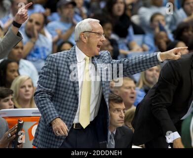 NO FILM, NO VIDEO, NO TV, NO DOCUMENTARY - North Carolina head coach Roy Williams on the bench in the second half against UAB at the Smith Center in Chapel Hill, NC, USA, on Saturday, December 27, 2014. The host Tar Heels won, 89-58. Photo by Robert Willett/Raleigh News & Observer/TNS/ABACAPRESS.COM Stock Photo