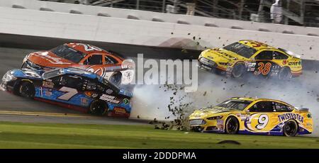 NO FILM, NO VIDEO, NO TV, NO DOCUMENTARY - Alex Bowman (7), Sam Hornish Jr. (9), and Jeb Burton (26) crash during the Duel #2 at Daytona International Speedway in Daytona Beach, FL, USA on February 19, 2015. Photo by Stephen M. Dowell/Orlando Sentinel/TNS/ABACAPRESS.COM Stock Photo