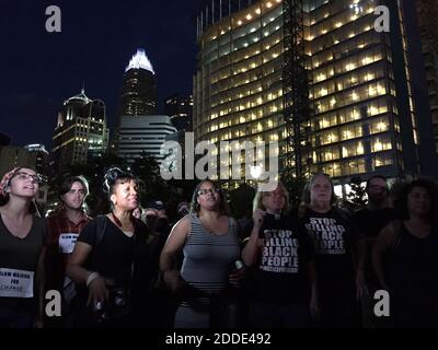 NO FILM, NO VIDEO, NO TV, NO DOCUMENTARY - Protesters gather and chant slogans in Romare Bearden Park in Charlotte, NC, USA, on Thursday, September 22, 2016. Photo by Jeff Siner/Charlotte Observer/TNS/ABACAPRESS.COM Stock Photo