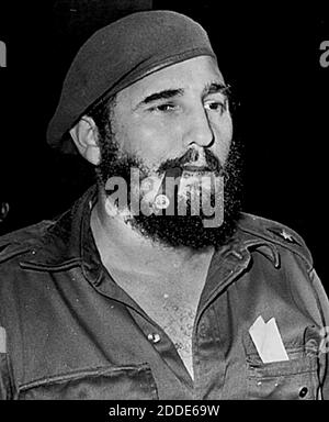 Former Cuban President Raul Castro, center, Cuban President Miguel Diaz ...