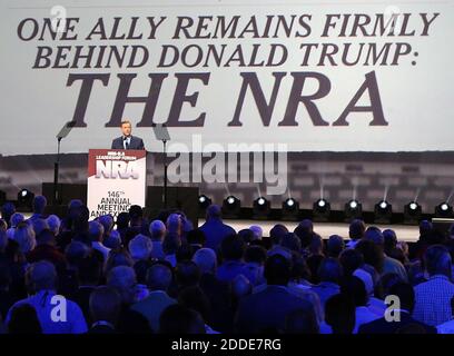 NO FILM, NO VIDEO, NO TV, NO DOCUMENTARY - Executive Director of the NRA Institute for Legislative Action Chris Cox helps introduce President Donald J. Trump at the NRA-ILA Leadership Forum on Friday, April 28, 2017, in Atlanta, GA, USA, on April 28, 2017. Photo by Atlanta Journal Constitution/TNS/ABACAPRESS.COM Stock Photo