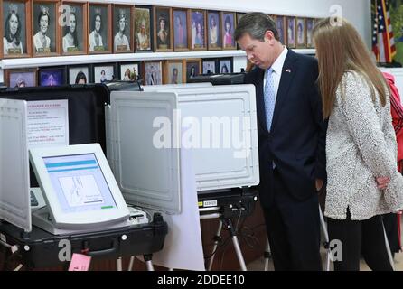 NO FILM, NO VIDEO, NO TV, NO DOCUMENTARY - Secretary of State Brian Kemp, Republican candidate for Georgia governor, with his daughter Amy Porter, casts his vote at the Winterville Train Depot on Tuesday, Nov. 6, 2018, in Winterville, Ga. Photo by Curtis Compton/Atlanta Journal-Constitution/TNS/ABACAPRESS.COM Stock Photo