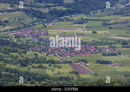 geography / travel, Germany, Bavaria, Grossweil, view of the Roetelstein to Grossweil, Upper Bavaria, Additional-Rights-Clearance-Info-Not-Available Stock Photo