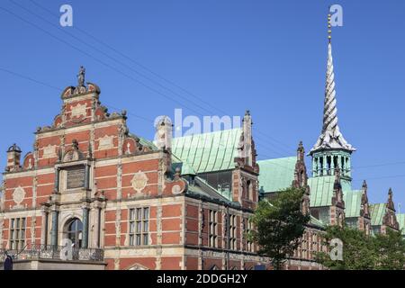 geography / travel, Denmark, Copenhagen, twisted tower of the Borsen, the former stock exchange in the, Additional-Rights-Clearance-Info-Not-Available Stock Photo