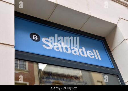 Vendrell, Catalonia, Spain. 20th Mar, 2020. Sabadell Bank logo at an office in Vendrell Tarragona.The merging of BBVA (Bank Bilbao Vizcaya Argentaria) and Sabadell Bank would create the second banking giant of almost 600,000 million in the Spanish market by volume of assets, only behind the entity that resulted from the merging of CaixaBank and Bankia. Credit: Ramon Costa/SOPA Images/ZUMA Wire/Alamy Live News Stock Photo