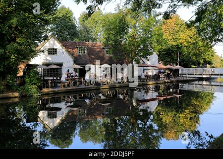 The Three Horseshoes Pub - Winkwell - Hertfordshire Stock Photo - Alamy