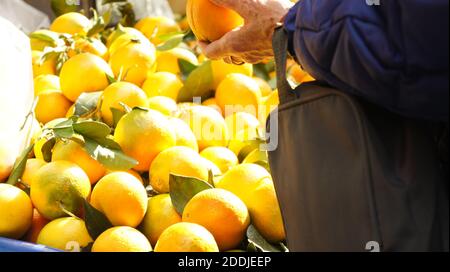 Fresh oranges for sale, open market, Athens, Greece 24thNovember 2020 Stock Photo