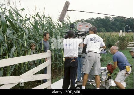 Mel Gibson, 'Signs' (2002)  Photo credit: Touchstone / The Hollywood Archive / File Reference # 34078-0348FSTHA Stock Photo