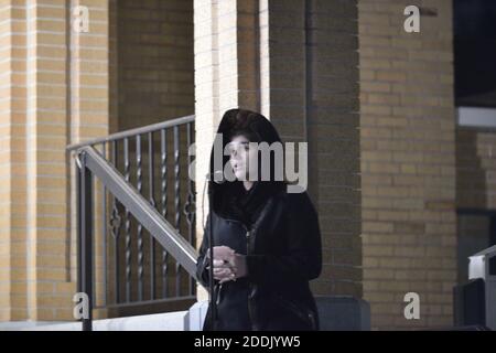 Watertown, Massachusetts, USA. 22nd Nov, 2020. Armenian-Americans hold a candlelight vigil and memorial for Peace honoring the fallen soldiers of Artsakh, Nagorno Karabakh in the recent war with Azerbaijan and its supporters. Credit: Kenneth Martin/ZUMA Wire/Alamy Live News Stock Photo