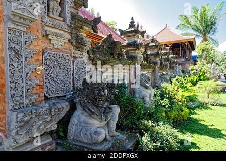 Ubud, Bali, Indonesia. 24th May, 2019. Comprised of several historic and royal buildings, Puri Saren Agung is the palace of the Ubud royal family. Stock Photo