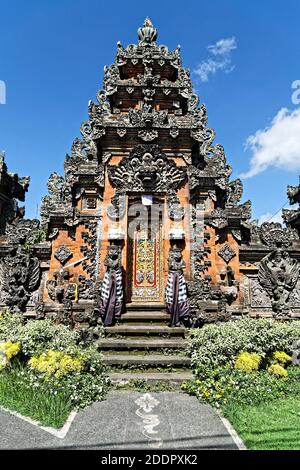 Ubud, Bali, Indonesia. 24th May, 2019. Comprised of several historic and royal buildings, Puri Saren Agung is the palace of the Ubud royal family. Stock Photo