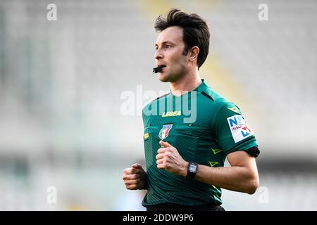 Turin, Italy - 26 November, 2020: Referee Daniele Paterna looks on during the Coppa Italia football match between Torino FC and Virtus Entella. Torino FC won 2-0 over Virtus Entella. Credit: Nicolò Campo/Alamy Live News Stock Photo