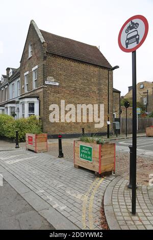 Street closure in Derwent Grove, East Dulwich, London, UK. Part of Southwark's controversial StreetSpace scheme for safer residential roads, 2020. Stock Photo
