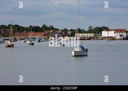 Boats at anchor in Woodbridge in Suffolk Stock Photo
