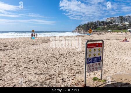 Sydney, Australia - People enjoying the good weather on Bronte beach. The beach is on the Coogee to Bondi coastal walk. Stock Photo